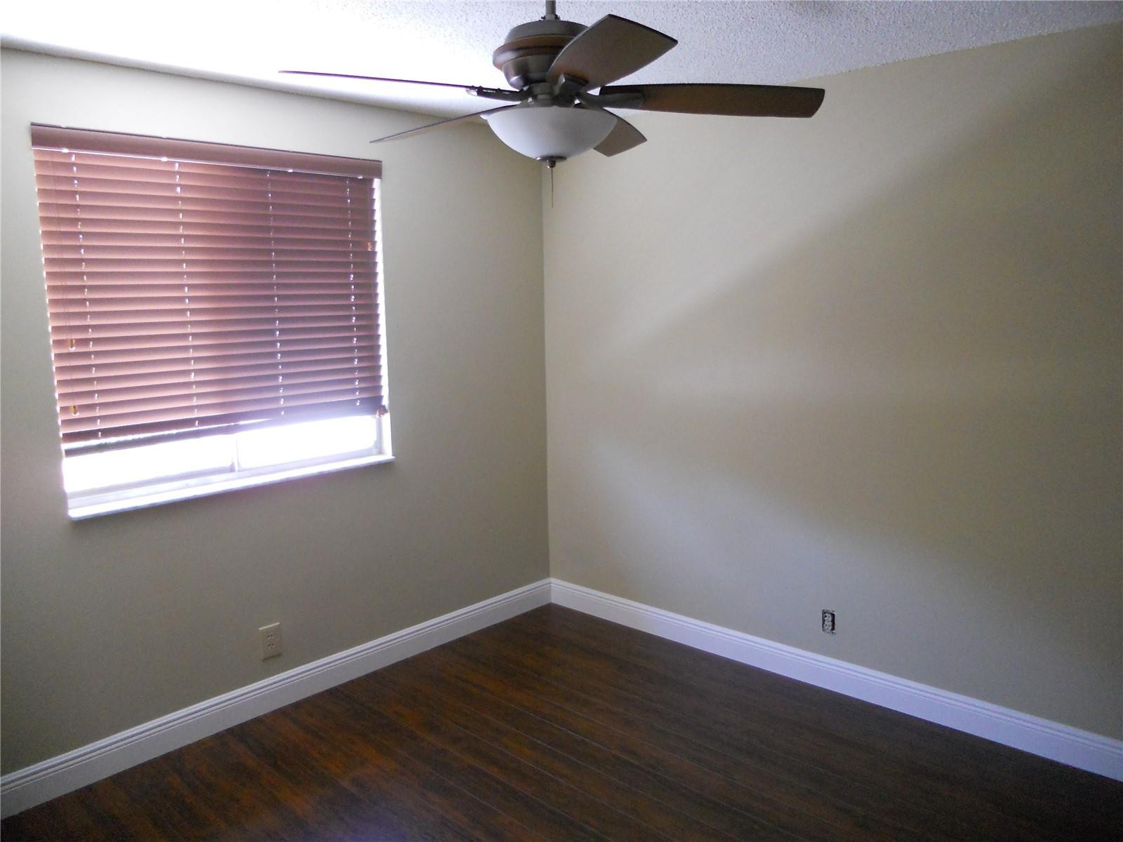 WOODGATE 10 CONDO - Residential