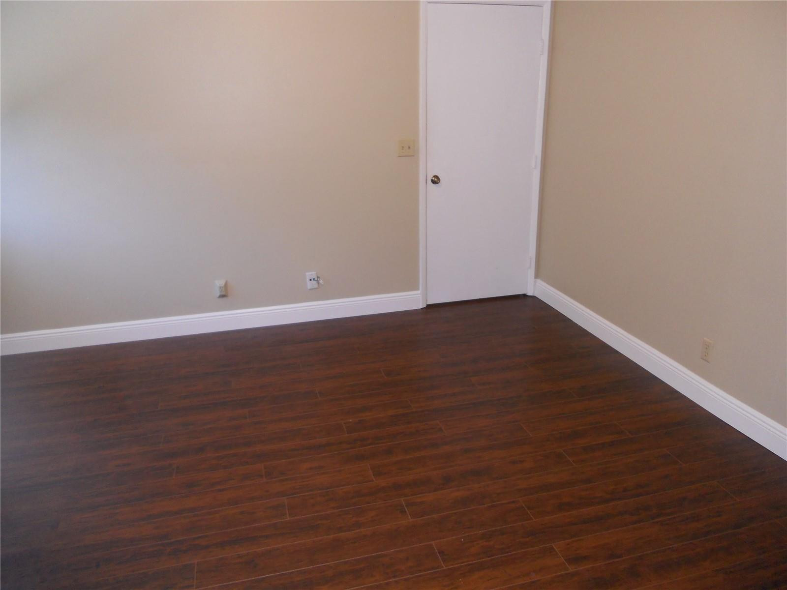 WOODGATE 10 CONDO - Residential