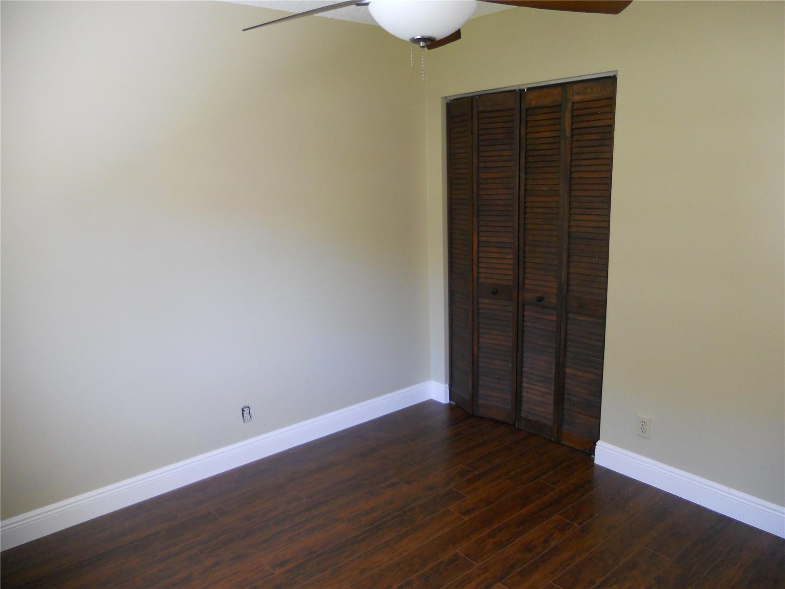 WOODGATE 10 CONDO - Residential