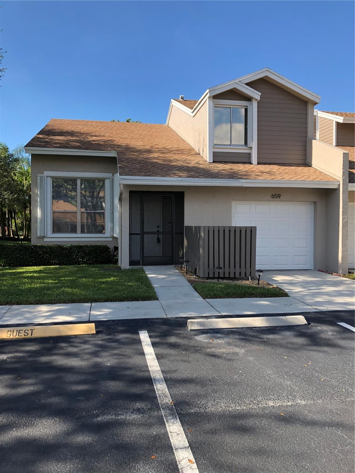 WOODGATE 10 CONDO - Residential