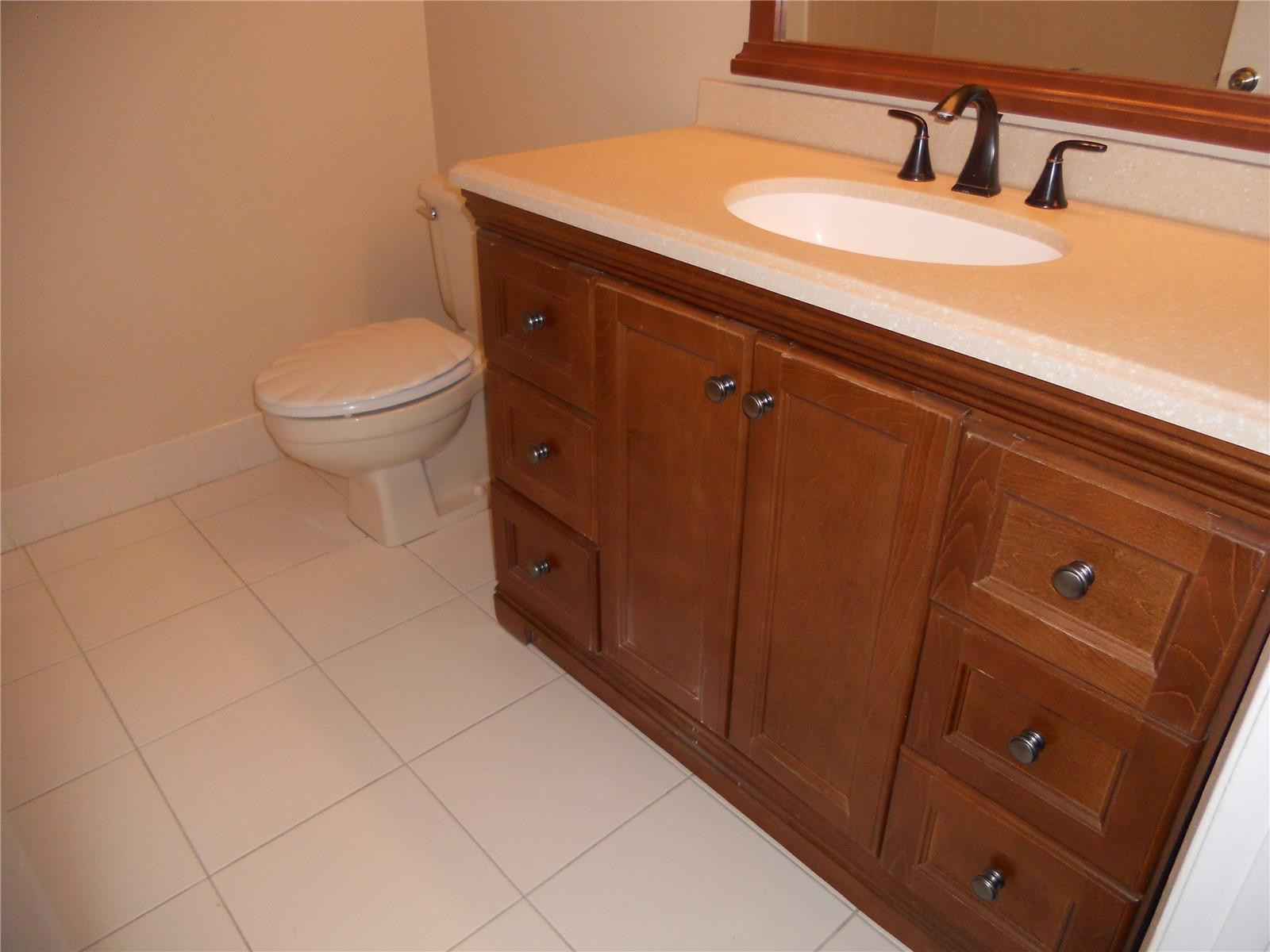 WOODGATE 10 CONDO - Residential