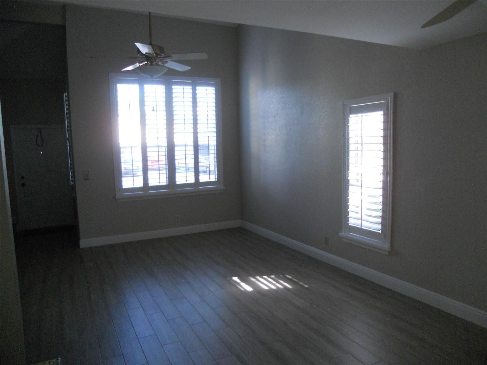 WOODGATE 10 CONDO - Residential