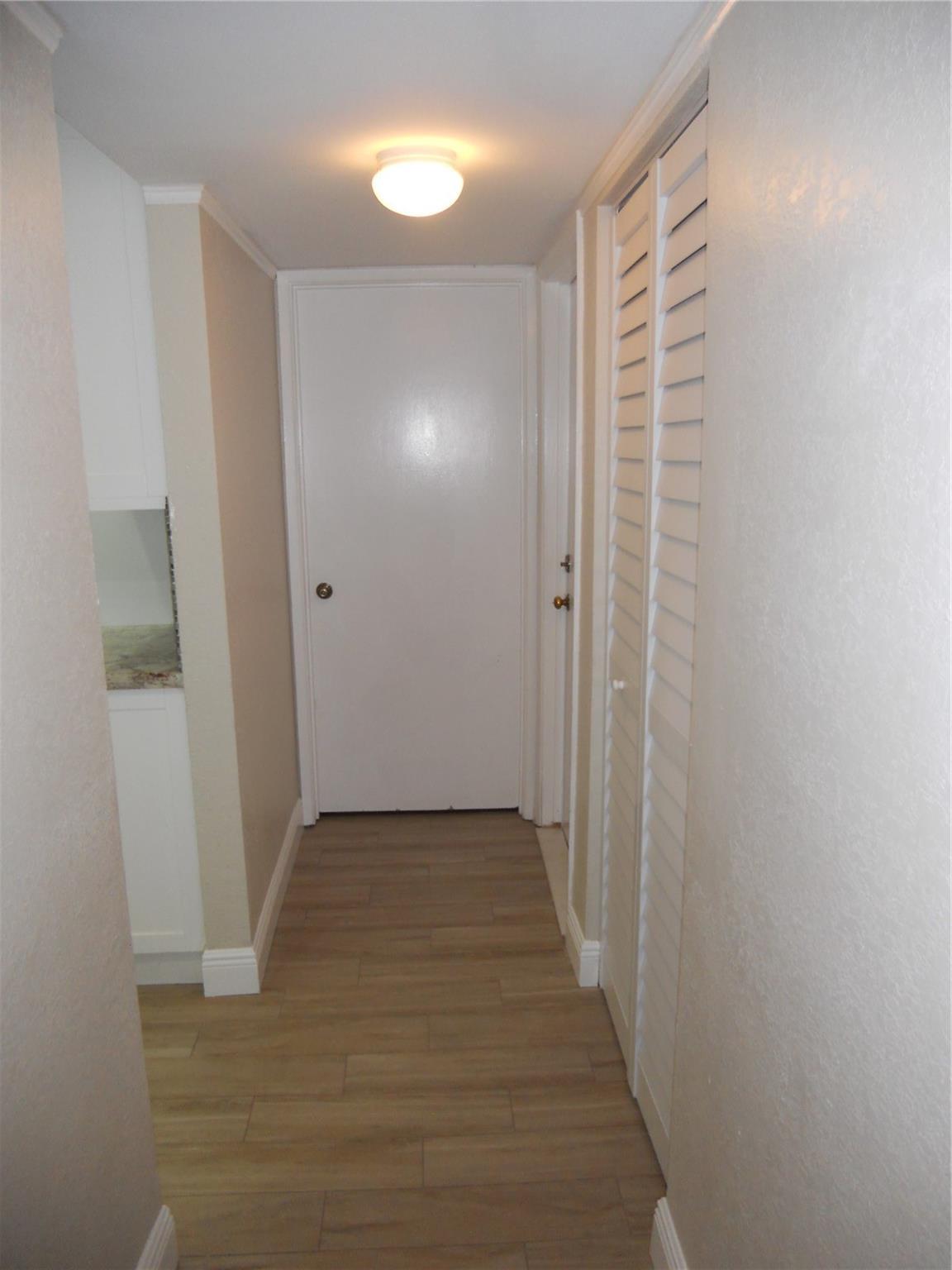 WOODGATE 10 CONDO - Residential