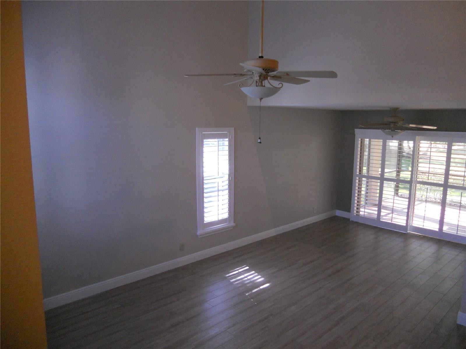 WOODGATE 10 CONDO - Residential