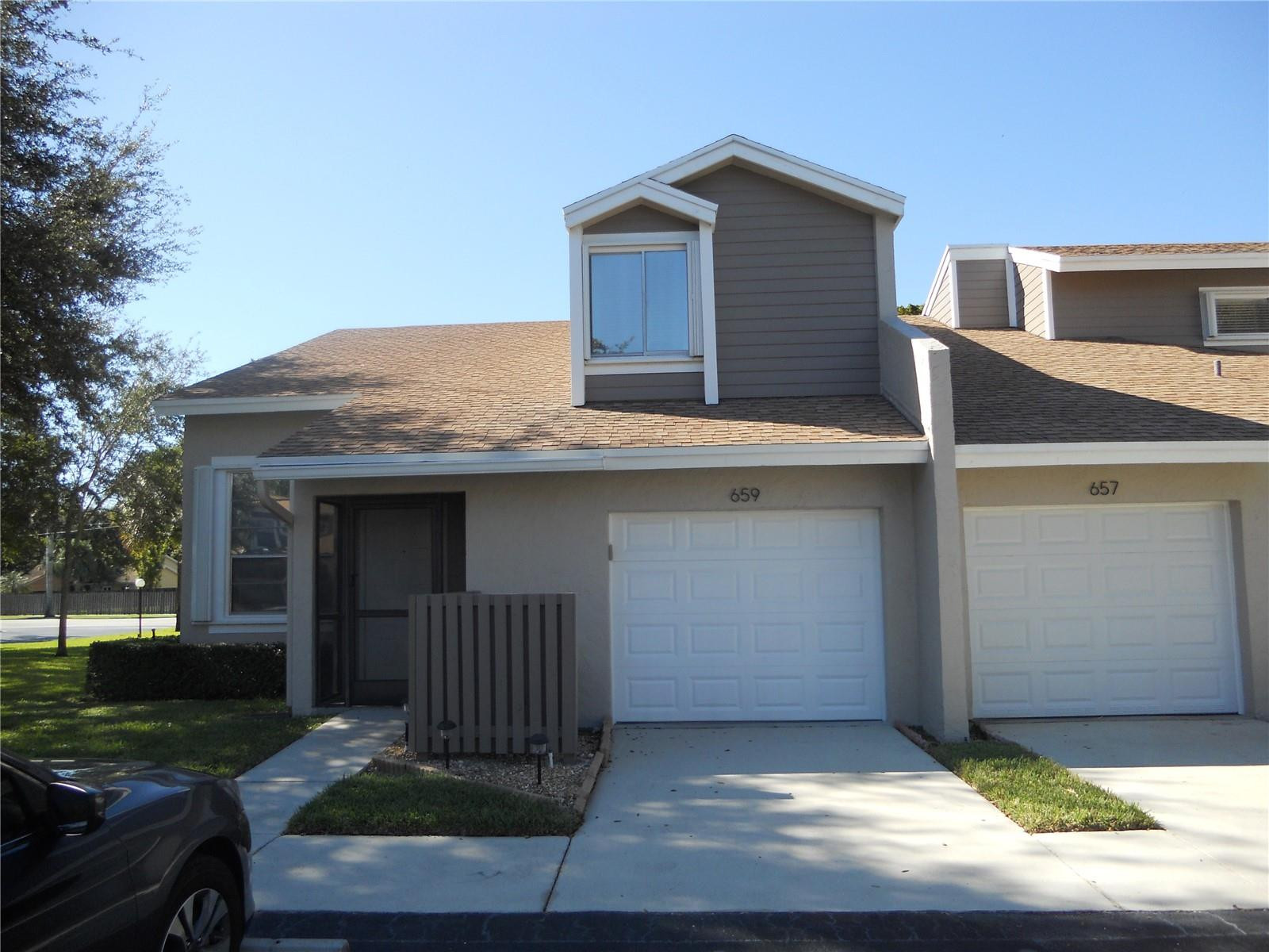 WOODGATE 10 CONDO - Residential