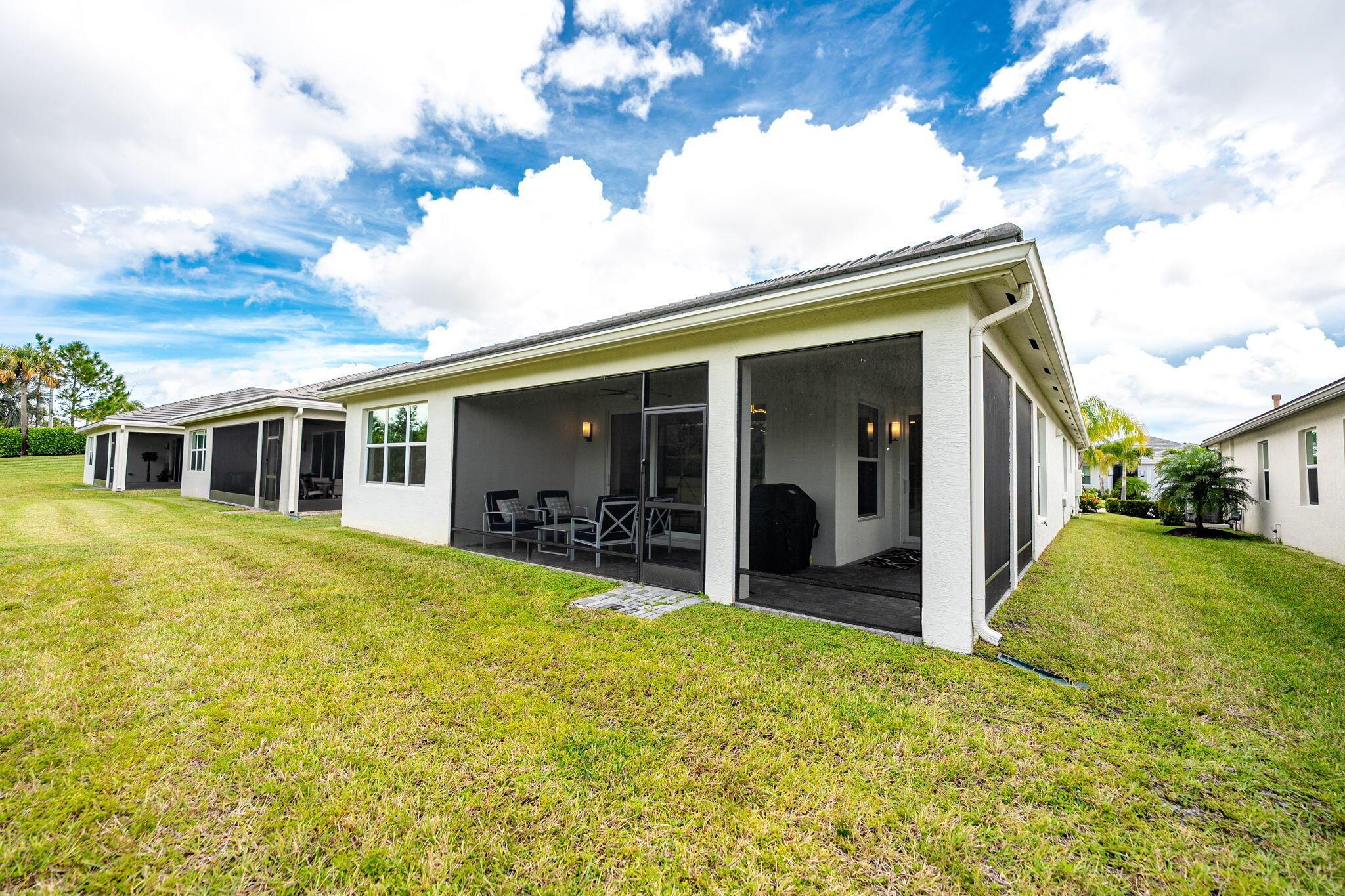Valencia Cay at Riverland - Residential