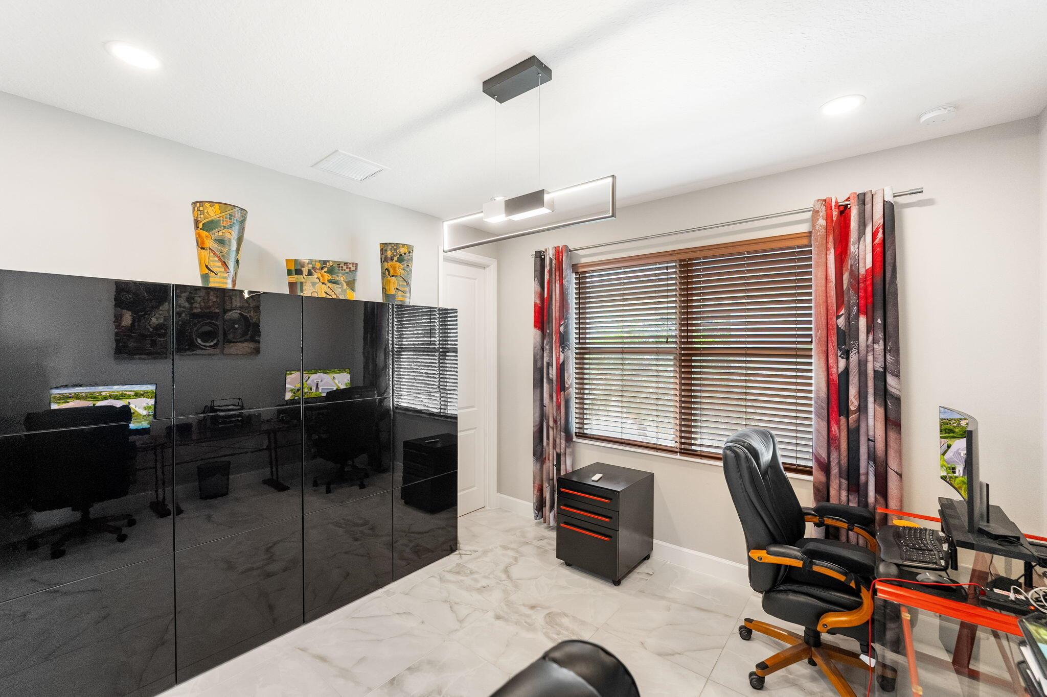 Valencia Cay at Riverland - Residential