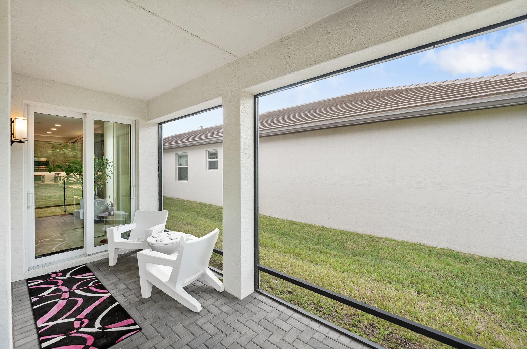 Valencia Cay at Riverland - Residential