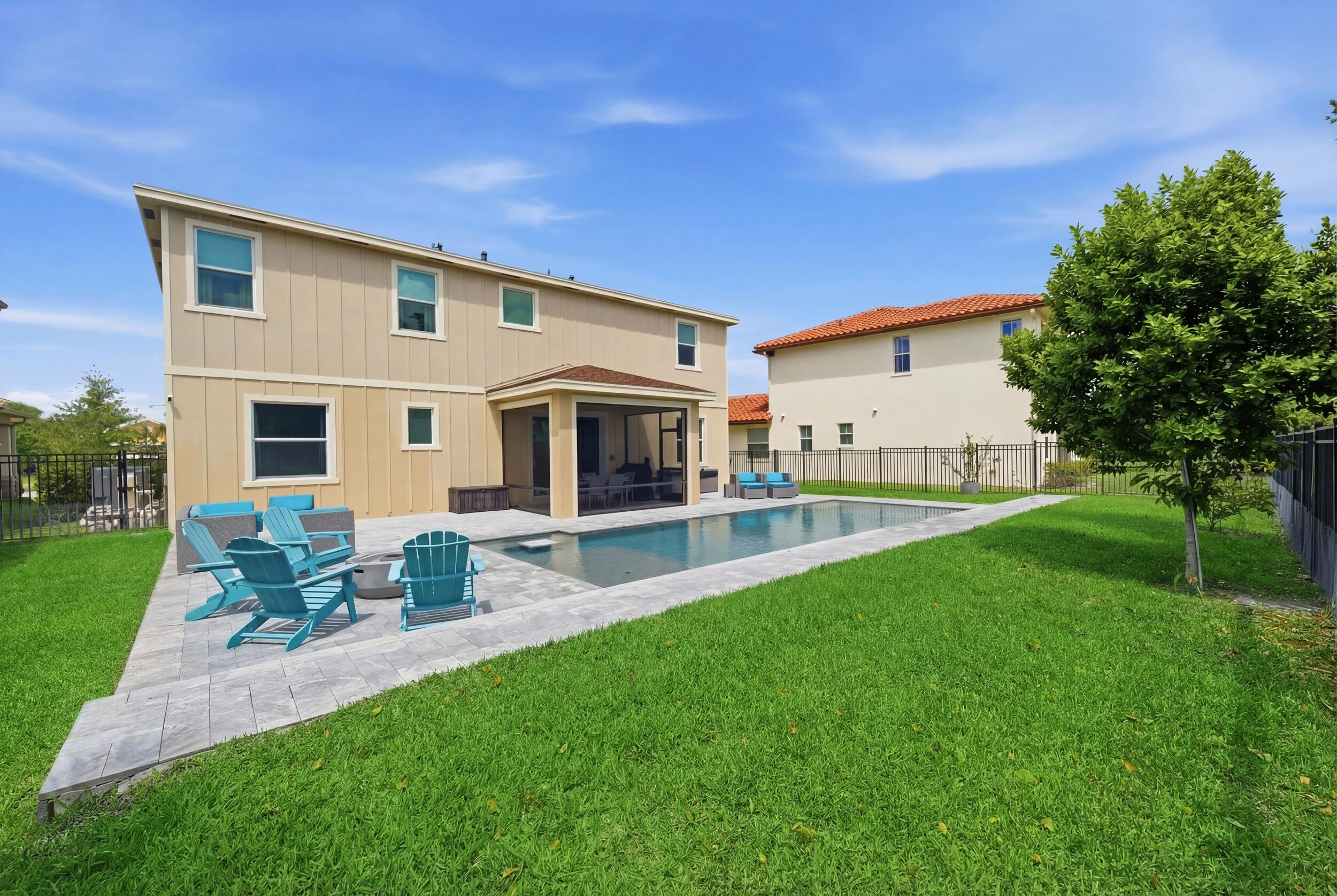 1096 Sterling Pine Place