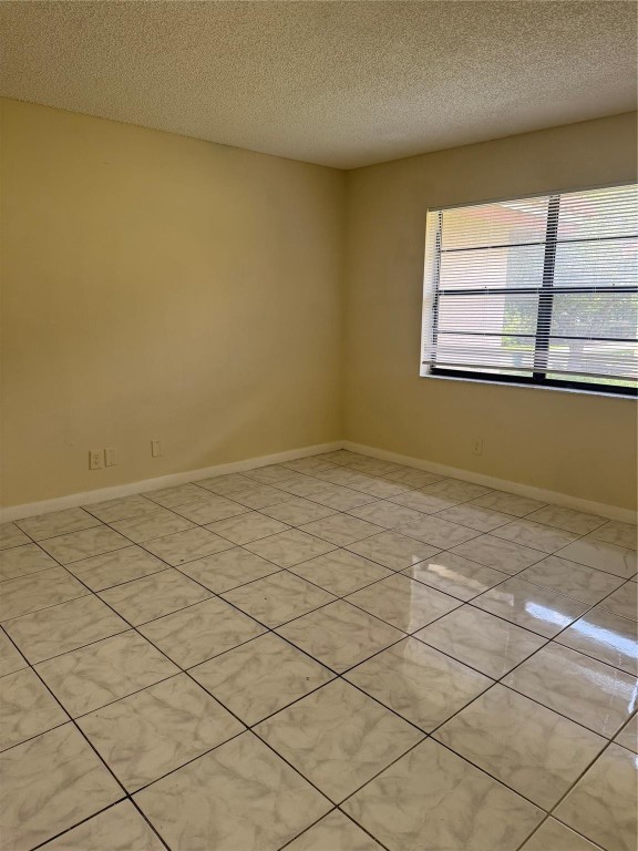 Castlewood 71-37 B - Residential Lease