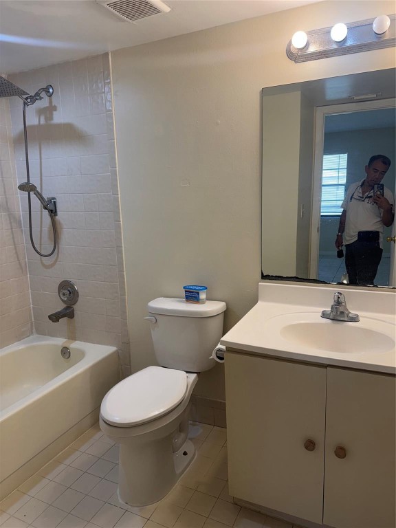 Castlewood 71-37 B - Residential Lease