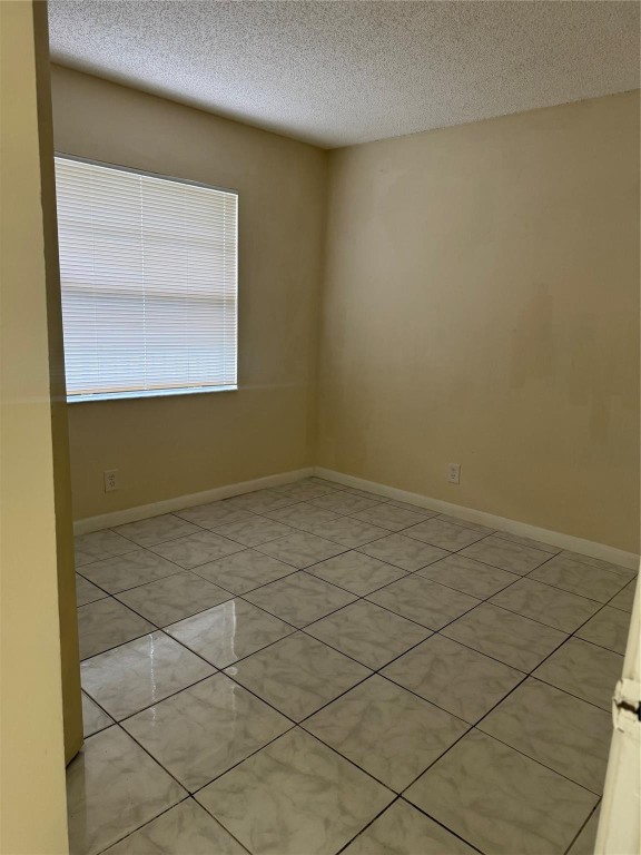 Castlewood 71-37 B - Residential Lease