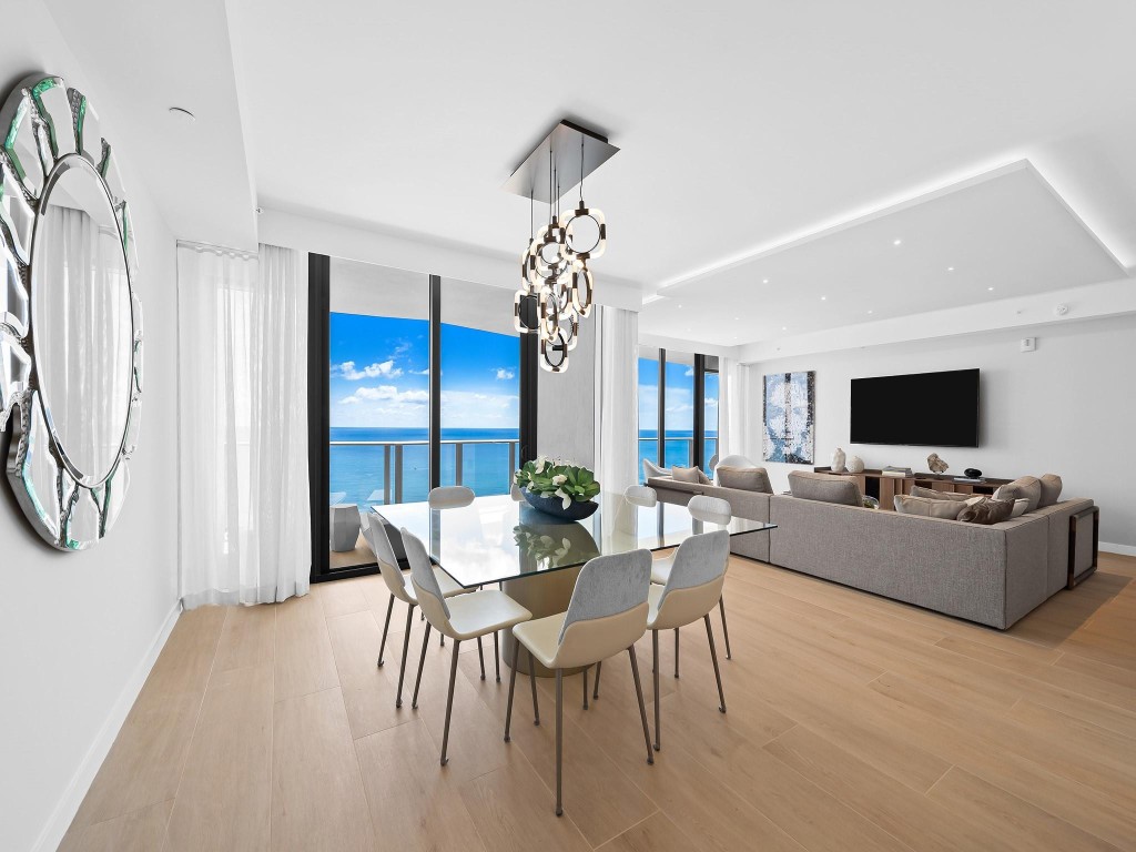 1116 N Ocean Boulevard 1502