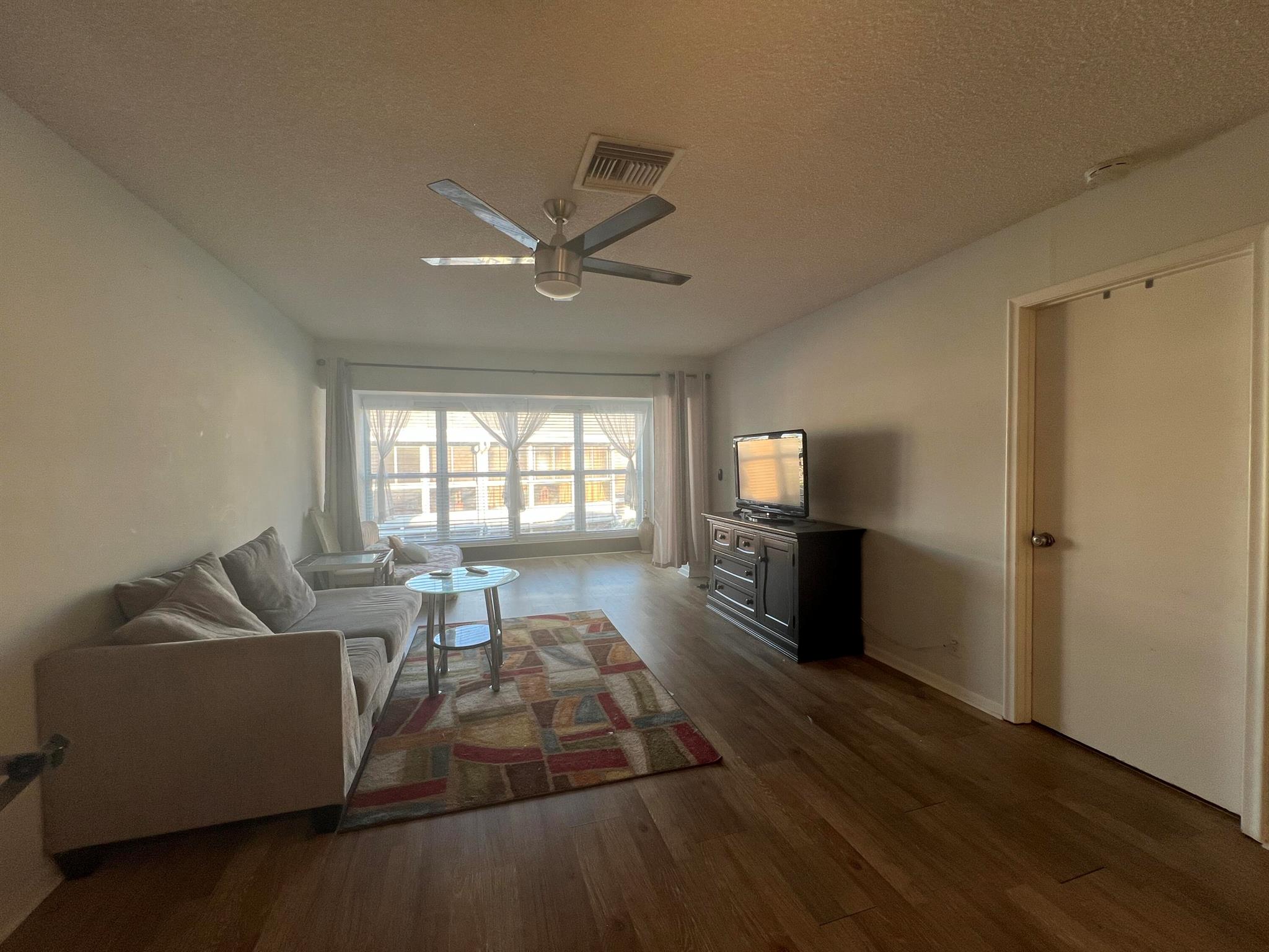 PINES OF DELRAY CONDO - Residential Lease