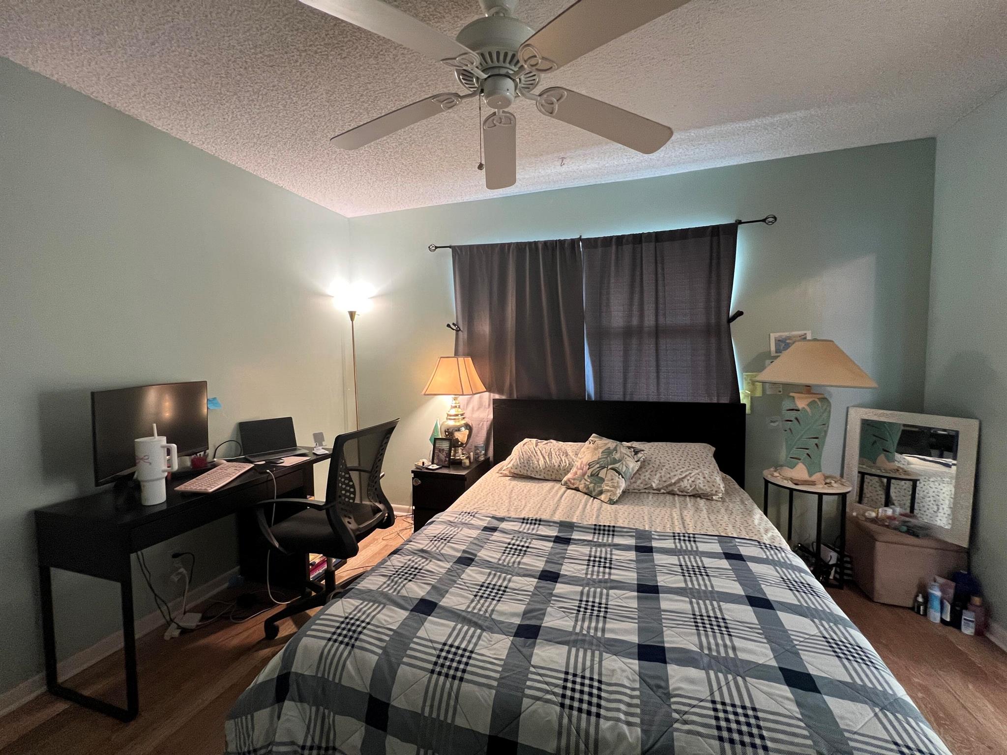 PINES OF DELRAY CONDO - Residential Lease