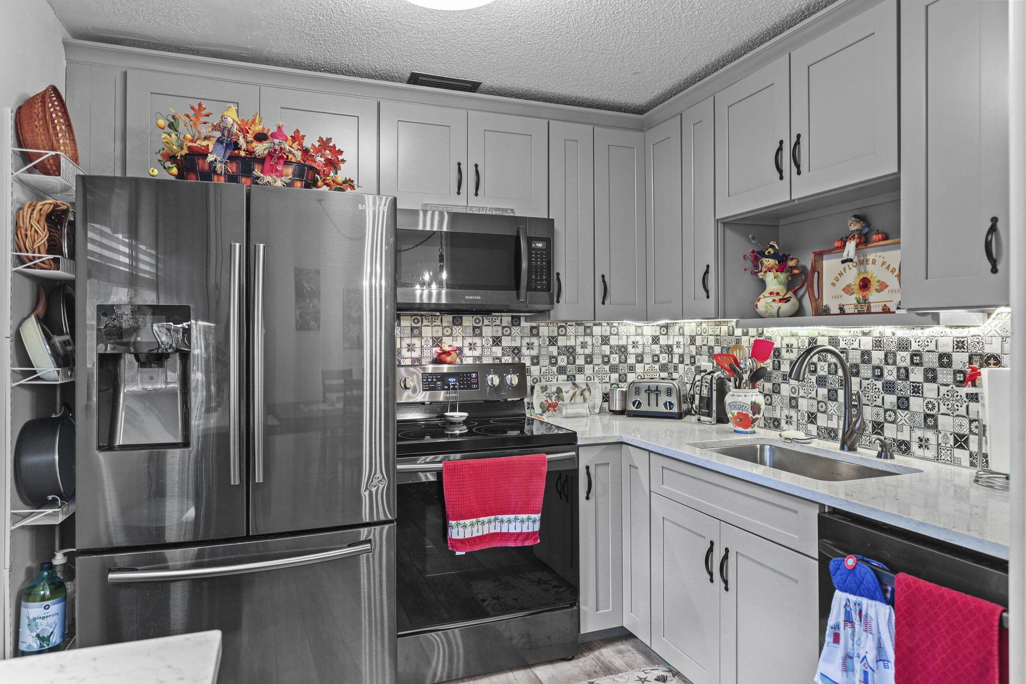 VISTA GARDENS F/K/A VISTA - Residential