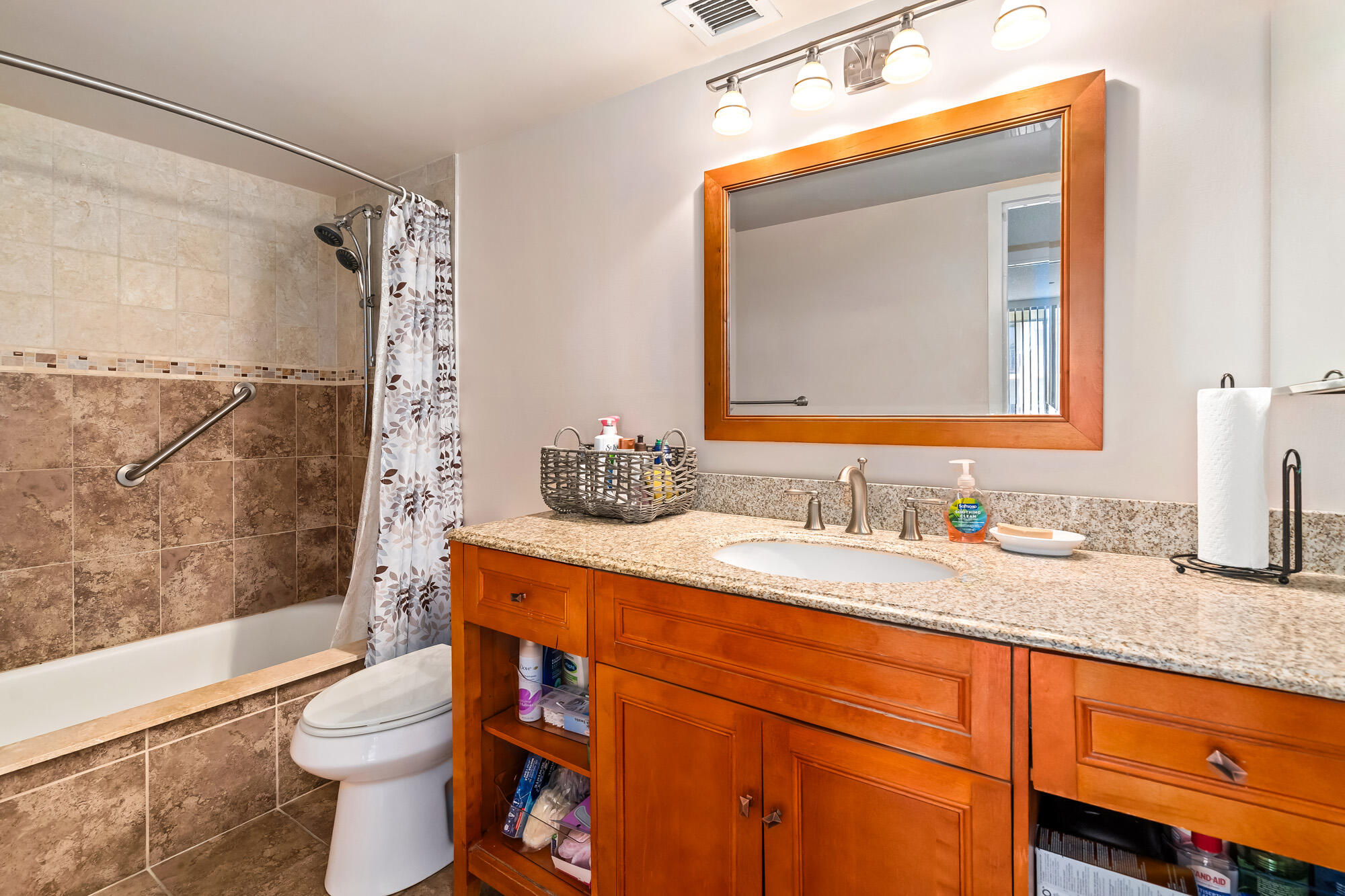 DESOTO PARK CONDO - Residential