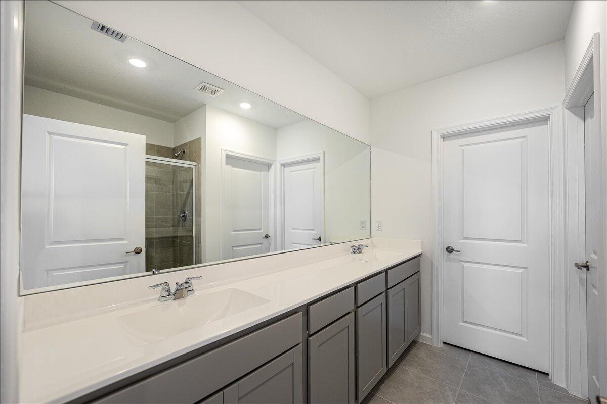LTC RANCH WEST PHASE 1 Br - Residential Lease