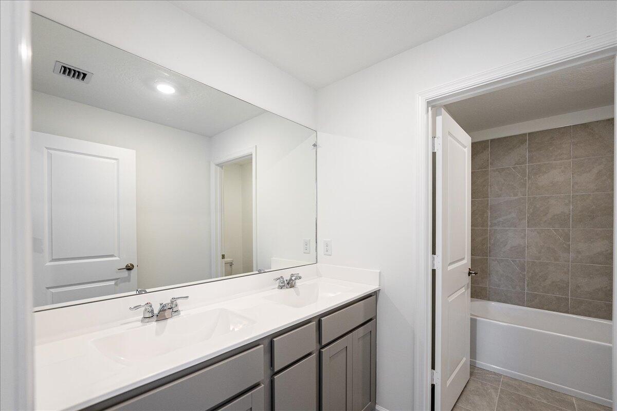 LTC RANCH WEST PHASE 1 Br - Residential Lease