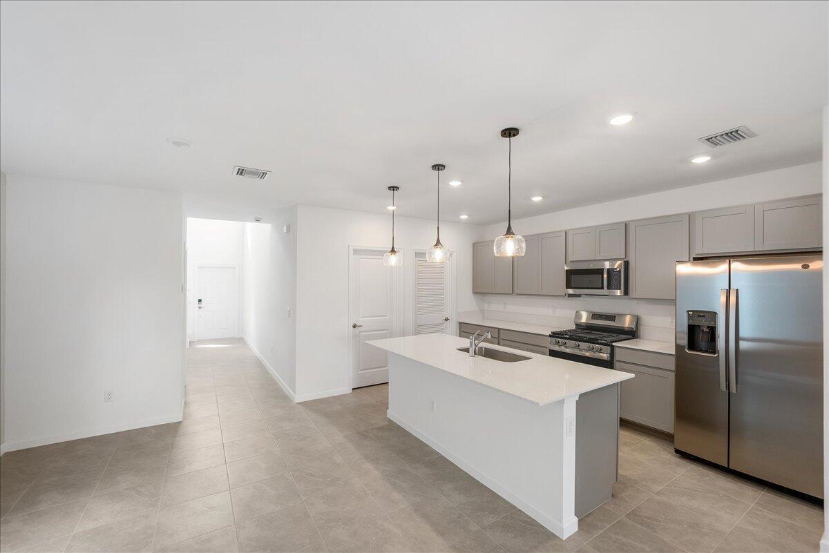 LTC RANCH WEST PHASE 1 Br - Residential Lease