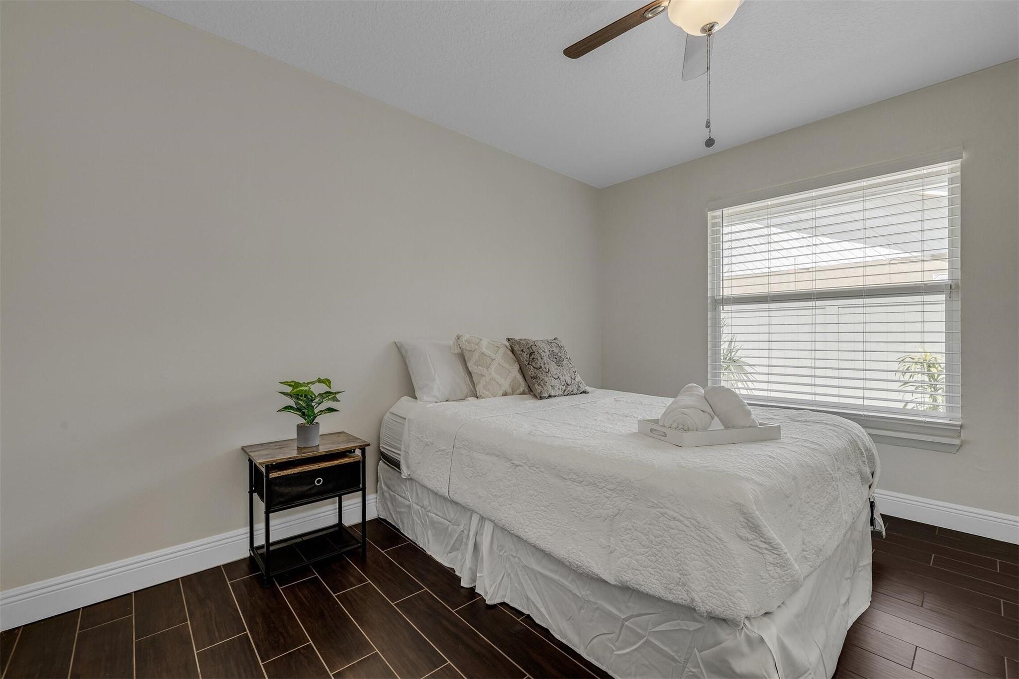 Sugar Pond Manor Wellingt - Residential Lease