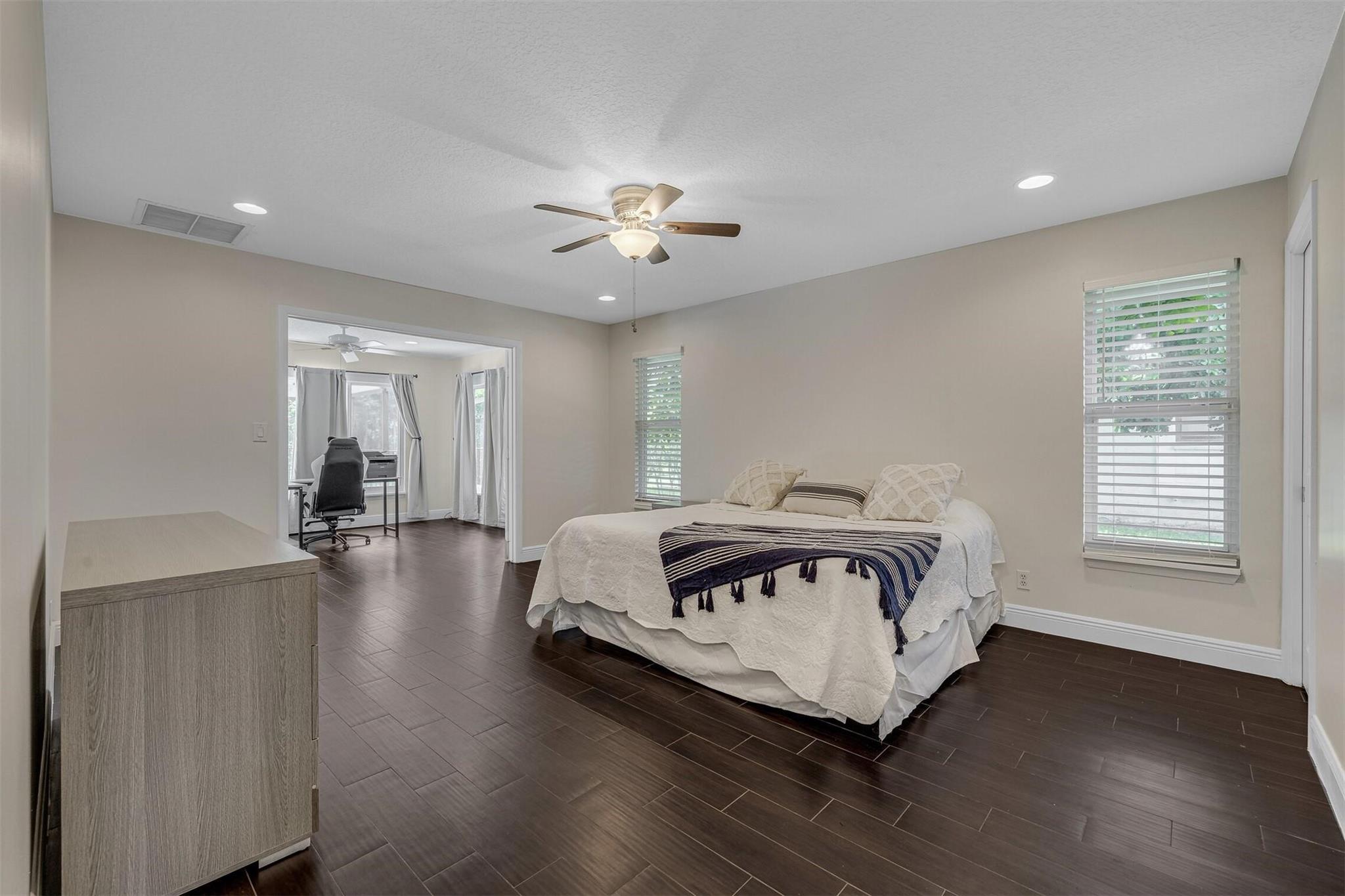 Sugar Pond Manor Wellingt - Residential Lease