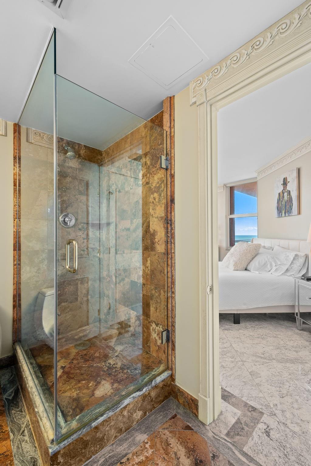 The Palms Tower Two Condo - Residential Lease