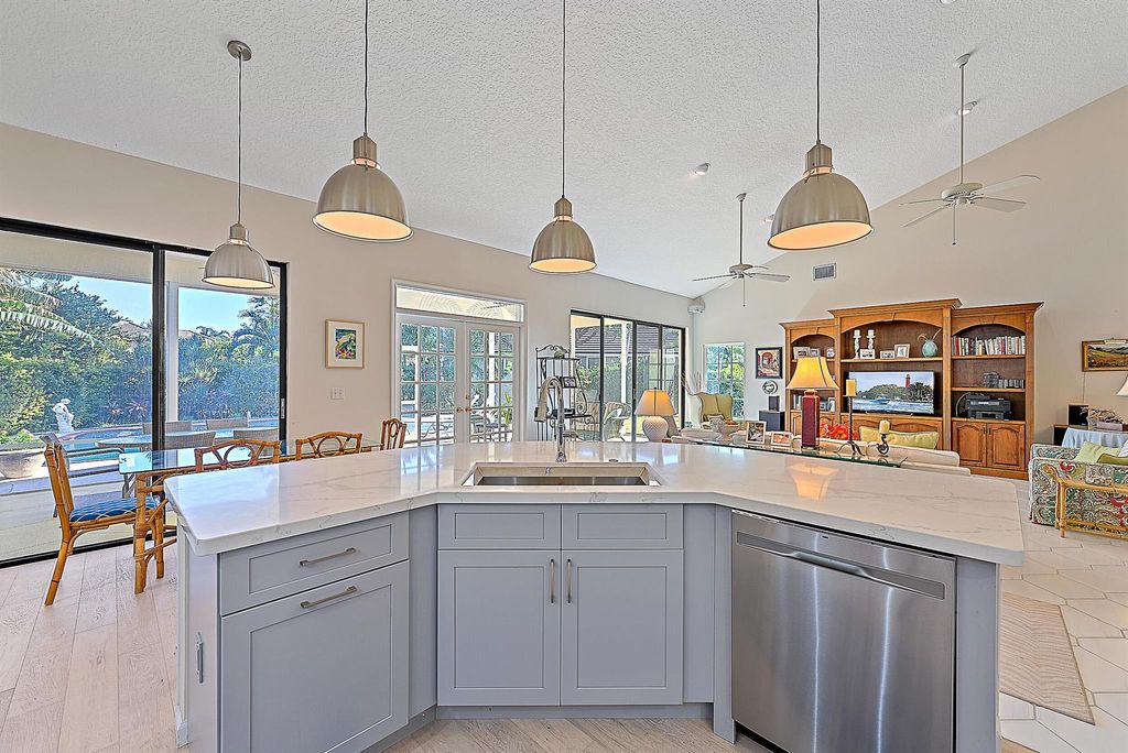 Photo of 18760 SE River Ridge Road, Jupiter, FL 33469 (MLS # R11043666)