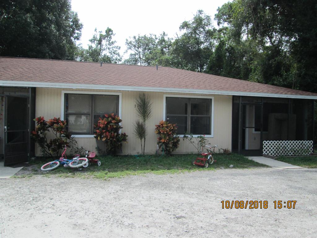 2 bedroom 1 bath located in a desirable location close to schools, shopping, and I-95. Lawn care and water softner maintenance is included with rent.