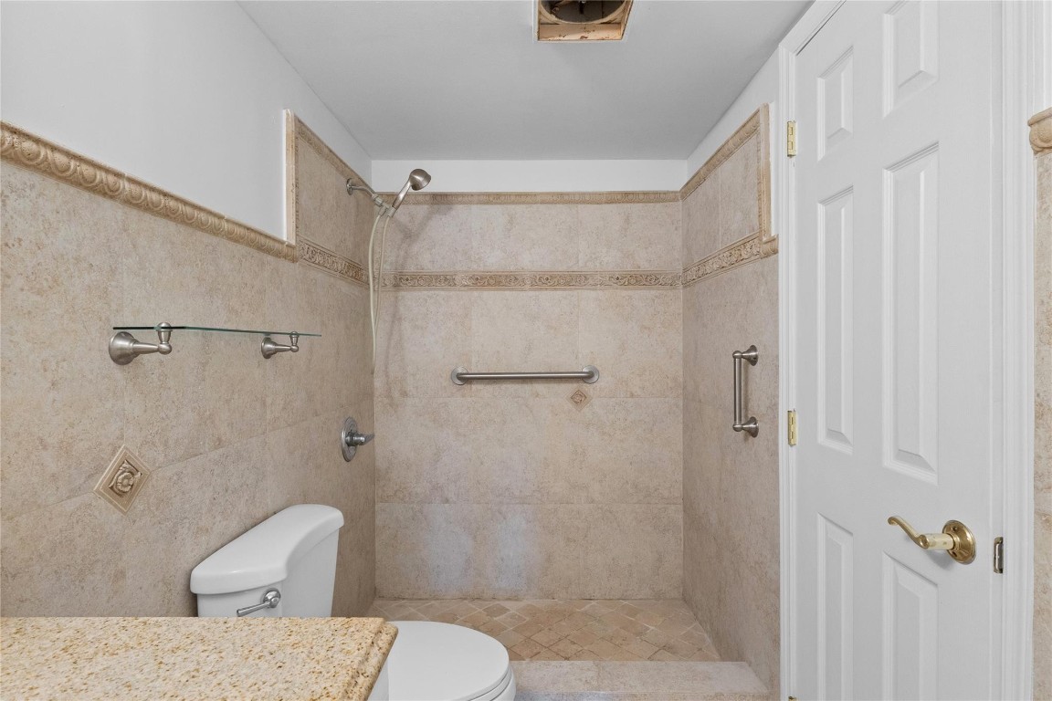 North Hampton Court - Residential