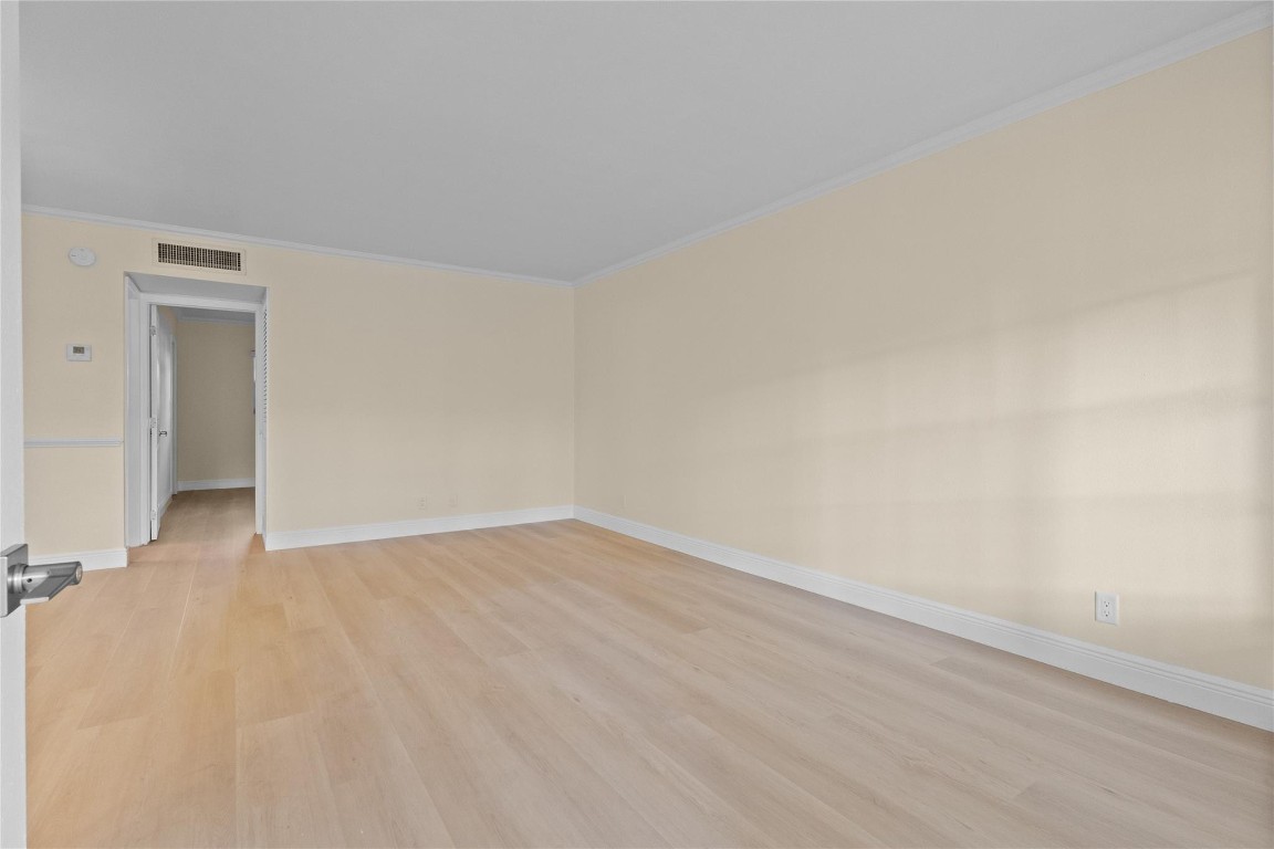 North Hampton Court - Residential