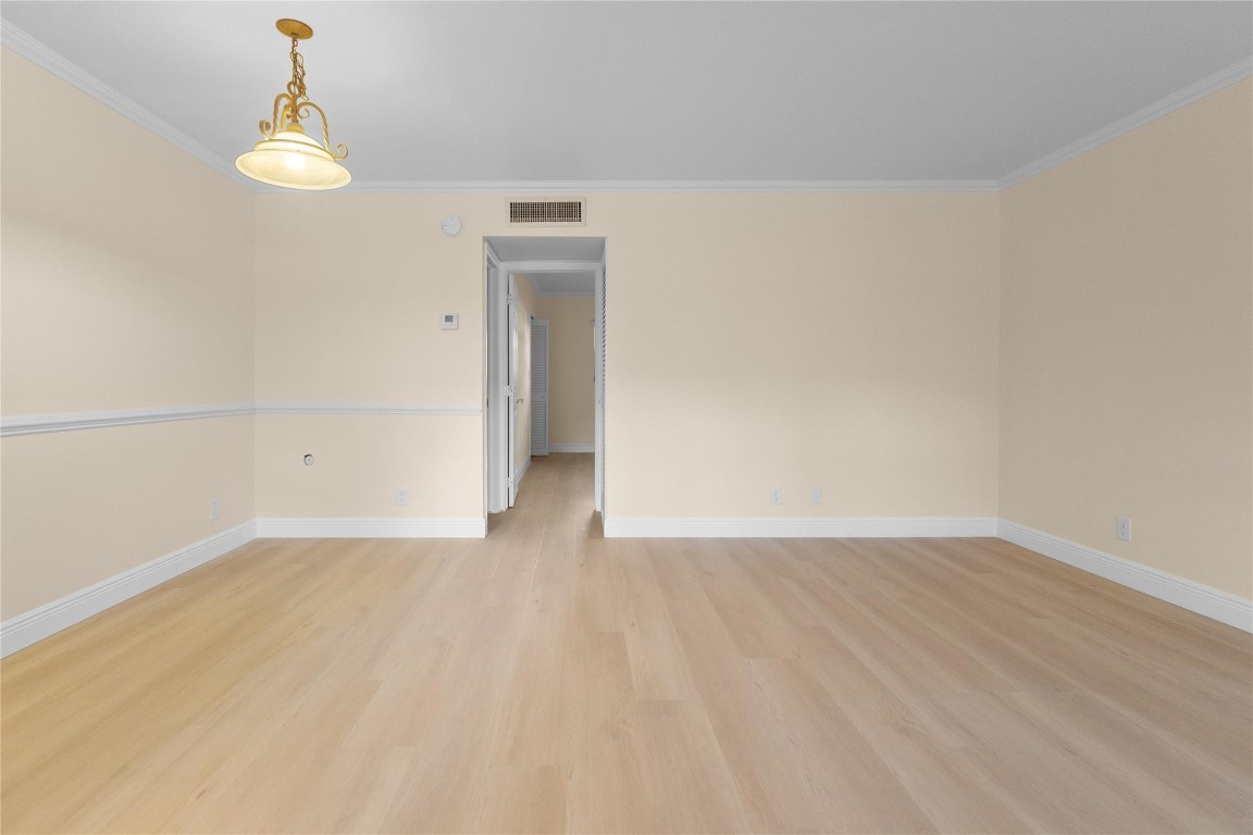 North Hampton Court - Residential