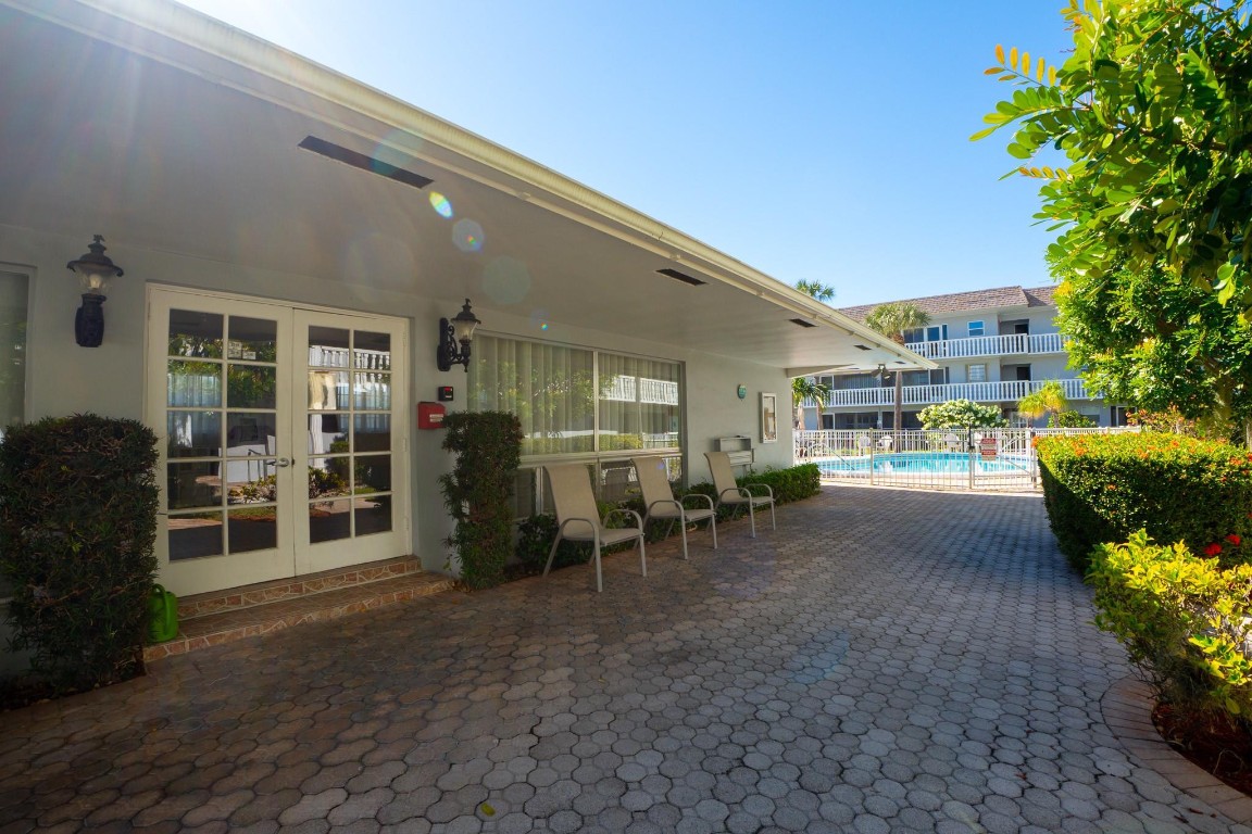 North Hampton Court - Residential