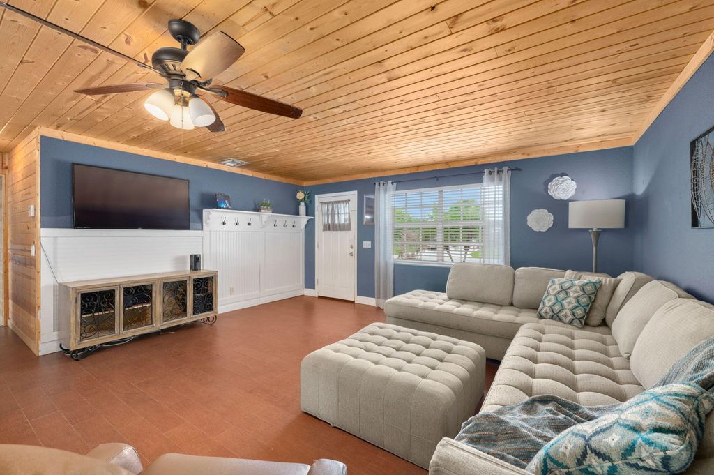 Photo of 435 SE Sunnydale Lane, Port Saint Lucie, FL 34983 (MLS # R11117686)