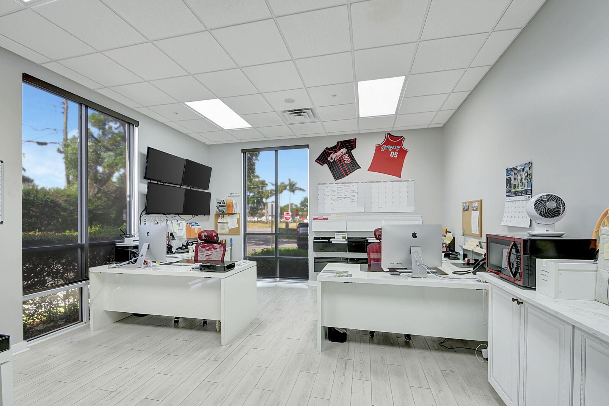 WINDSOR PARK COMMERCE CEN - Commercial Sale