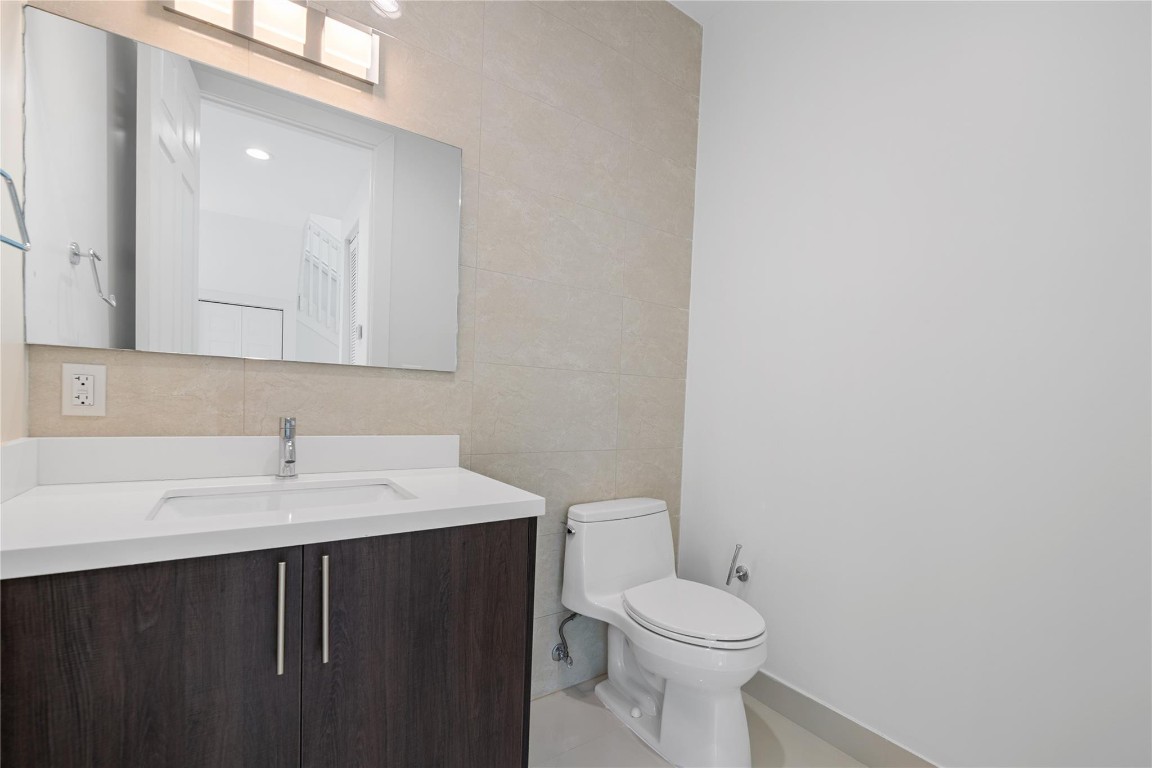 Michelle I & II - Residential Lease