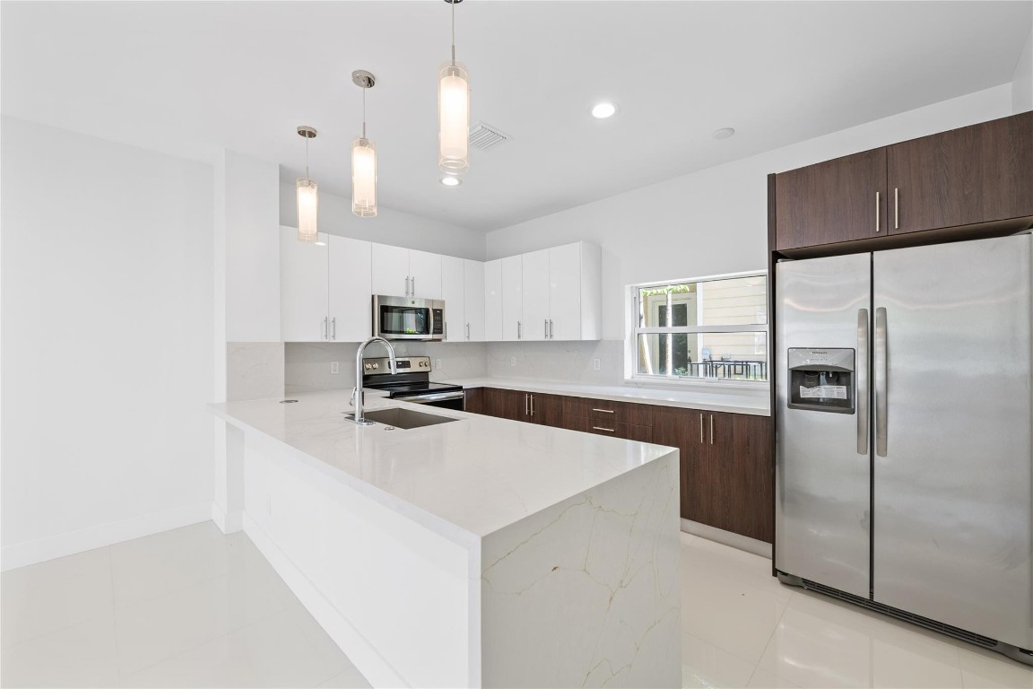 Michelle I & II - Residential Lease