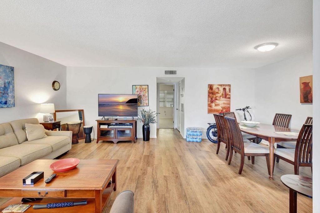 Photo of 170 High Point Terrace E #Apt B, Delray Beach, FL 33445 (MLS # R11129959)