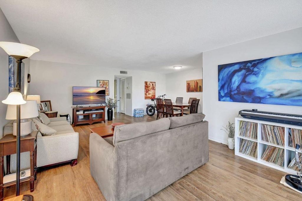 Photo of 170 High Point Terrace E #Apt B, Delray Beach, FL 33445 (MLS # R11129959)