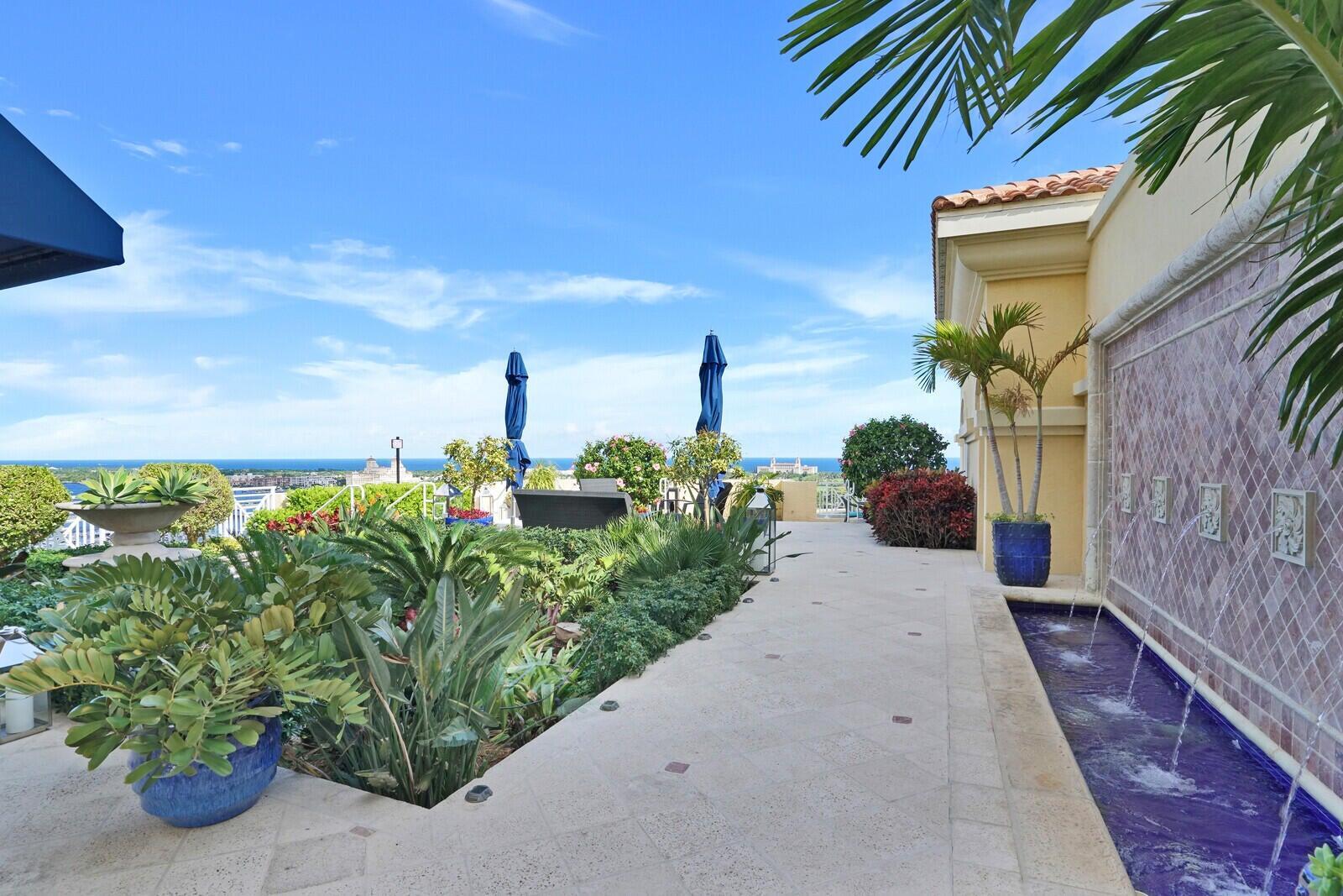 ESPLANADE GRANDE CONDO - Residential