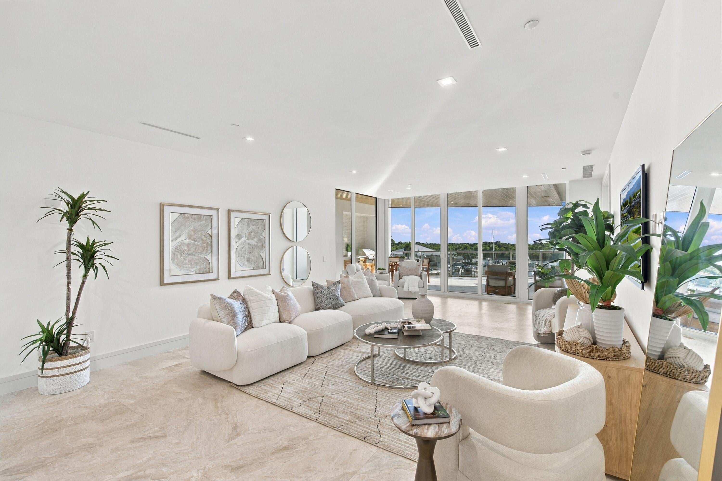 1110 Seminole Drive 503