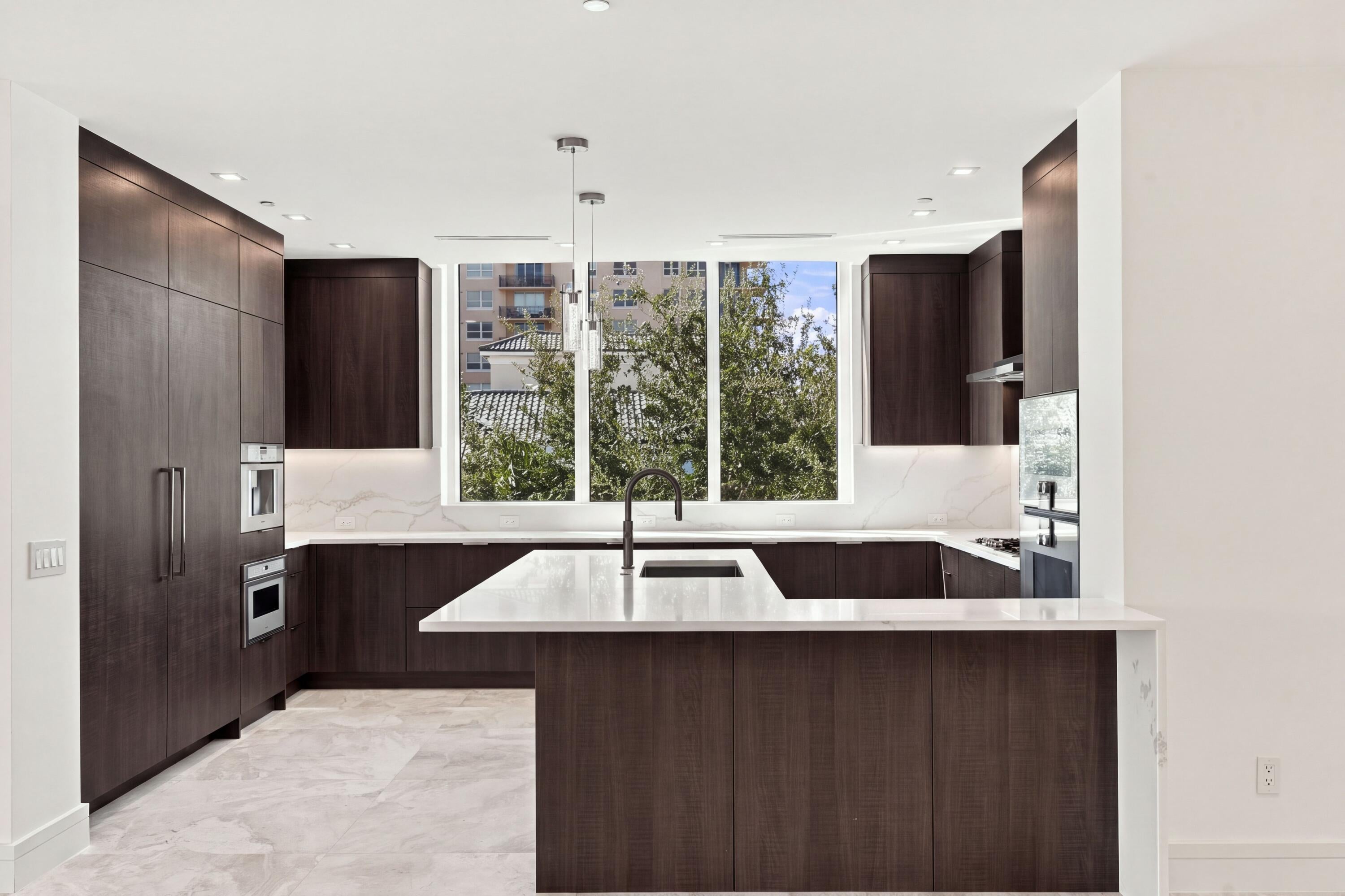 1110 Seminole Drive 503