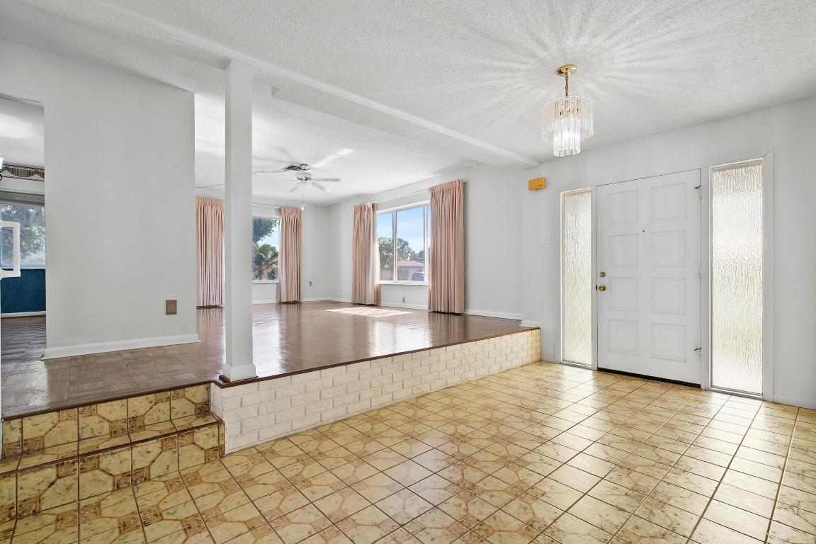 PALM BEACH GARDENS 5 - Residential