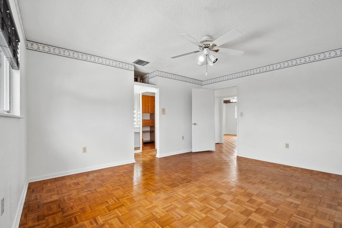 PALM BEACH GARDENS 5 - Residential