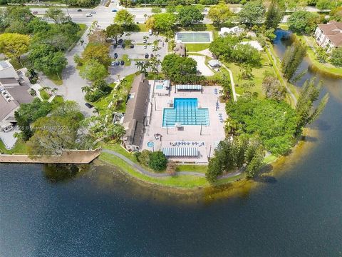 Tiny photo for 2767 Carambola Circle S #401, Coconut Creek, FL 33066 (MLS # B26046734)