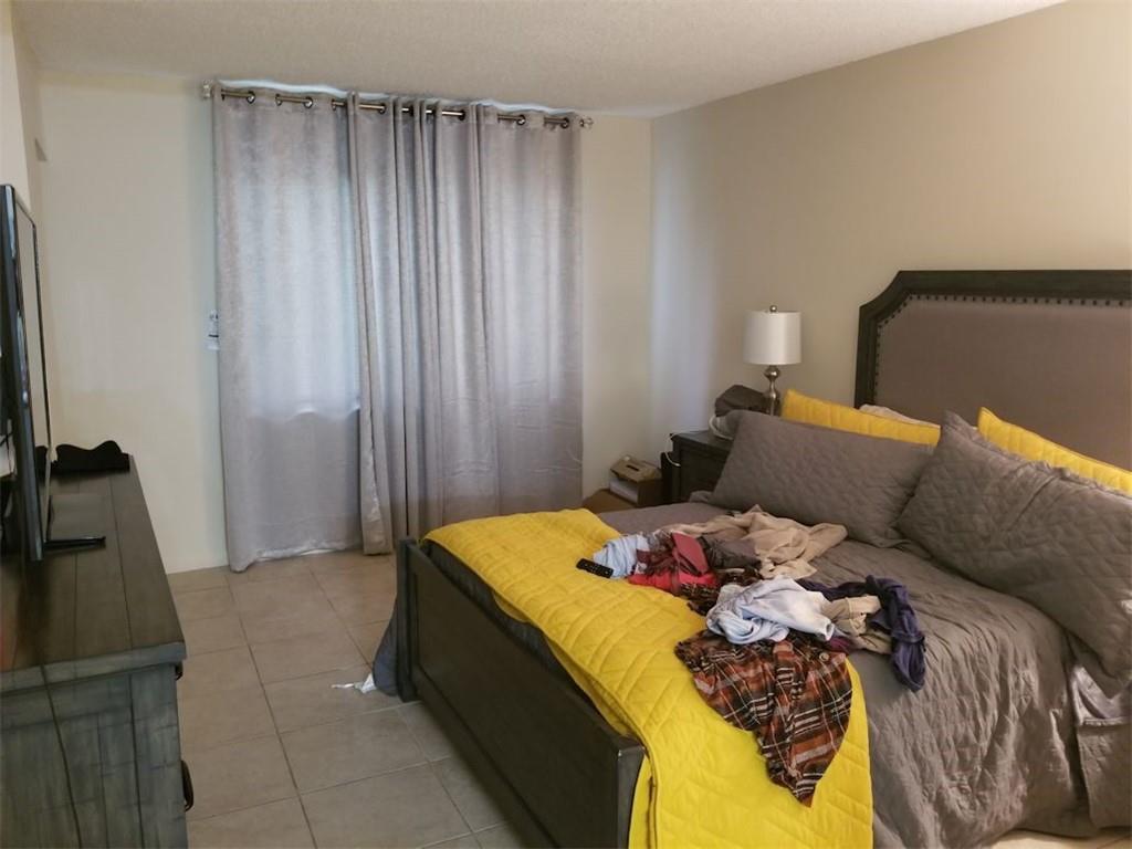 HERITAGE CIRCLE - Residential