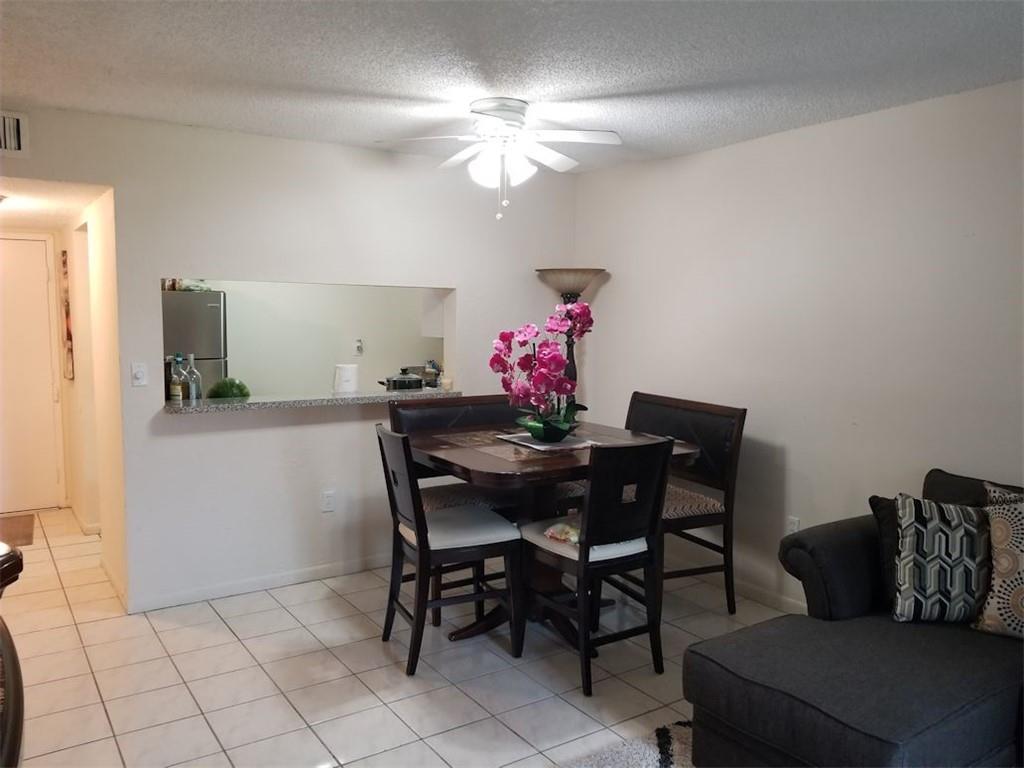 HERITAGE CIRCLE - Residential