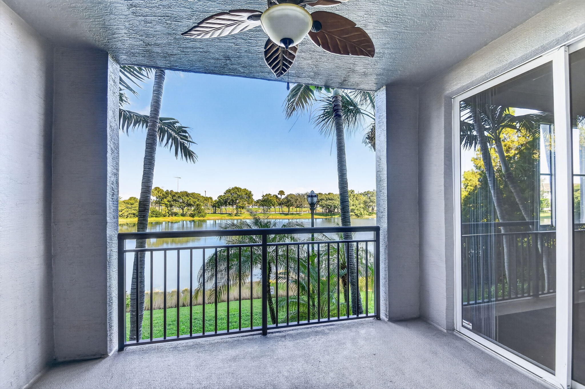 1660 RENAISSANCE COMMONS Boulevard 2208