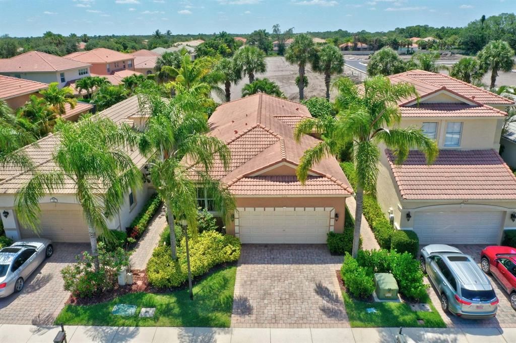 Photo of 245 Isle Verde Way, Palm Beach Gardens, FL 33418 (MLS # R10874416)