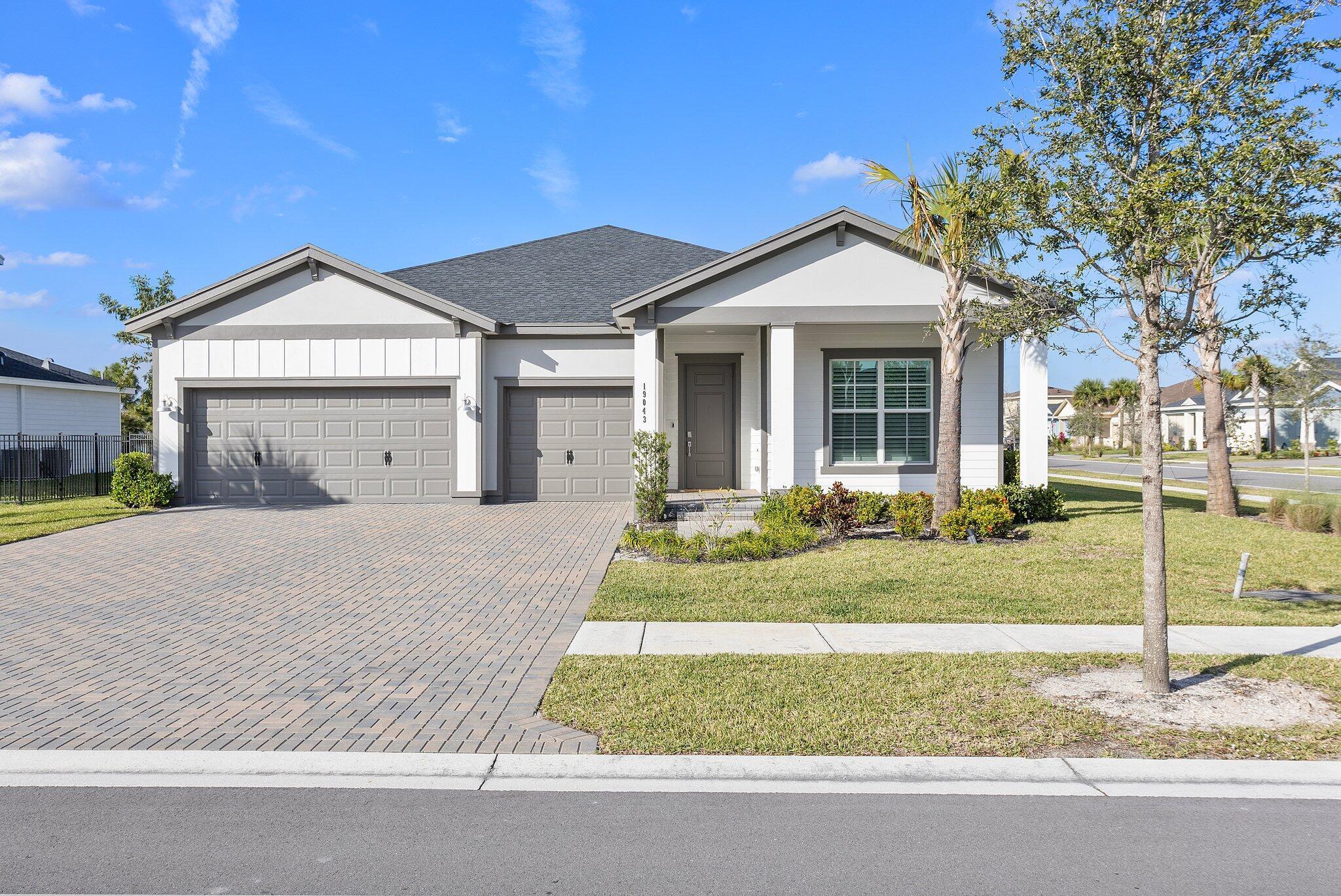 Properties 19043 BROAD SHORE Walk